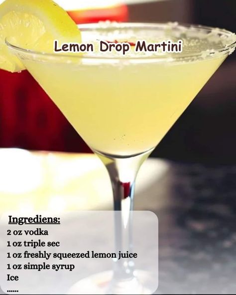 Lemon Drop Drink, Martini Recipes Easy, Martini Ingredients, Liquor Recipes, Cocktail Drinks Alcoholic, Lemon Drop Martini, Lemon Twist, Squeezed Lemon, Yummy Alcoholic Drinks