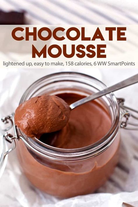 A simple & classic chocolate mousse from French Women Don't Get Fat that's easy to make and lightened up! #simplechocolatemousse #chocolatemousse #chocolate #mousse Low Cal Mousse, Weight Watchers Chocolate Mousse, Low Fat Chocolate Mousse, Low Cal Chocolate Mousse, Ww Chocolate Mousse, Diet Deserts, Ww Deserts, Choco Mousse, Camping Thanksgiving