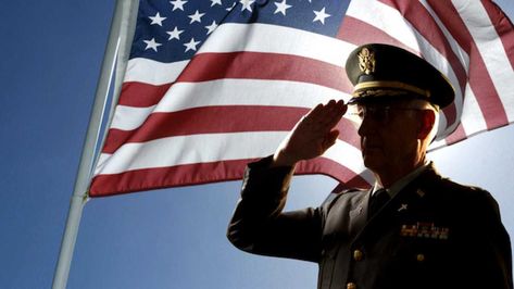 Guideposts blogger Bob Hostetler offers 5 ways you can pray for veterans this Veterans Day. There may be no better way to honor a veteran than in prayer. Military Retirement Parties, Military Salute, Honoring Veterans, Military Retirement, Military Support, A Soldier, Military Family, Military Veterans, Us Military