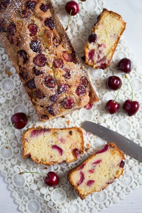 Fresh Cherry Bread Recipe, Frozen Cherries Recipes, Cherry Loaf Recipe, Fresh Cherry Cake Recipe, Fresh Cherry Cake, Cherry Sweets, Sweet Cherry Recipes, Cherry Loaf Cake, Cherry Loaf