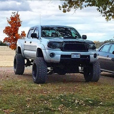 Lifted Tacoma, Toyota Tacoma Accessories, Tacoma Off Road, Toyota Tacoma Mods, 2005 Toyota Tacoma, Tacoma Accessories, Tacoma Toyota, Tacoma Mods, Tacoma 4x4