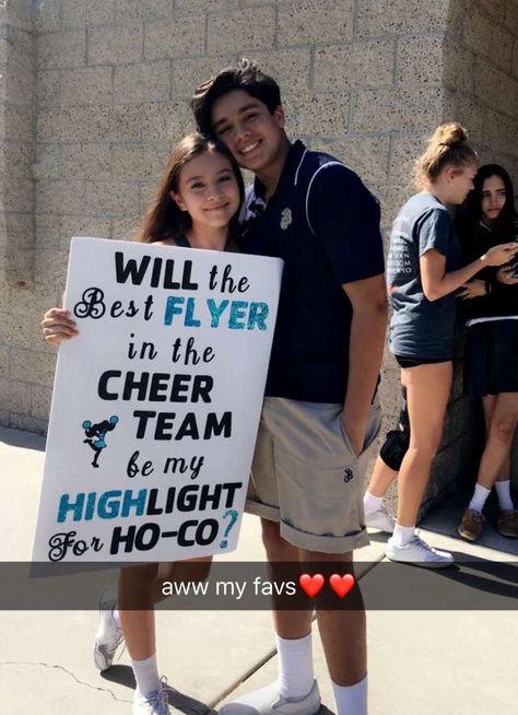 Goals Sadies Ideas, Creative Prom Proposal Ideas, Cute Hoco Proposals, Cute Promposals, Dance Proposals, Prom Posters, Cute Homecoming Proposals, Cute Prom Proposals, Hoco Ideas