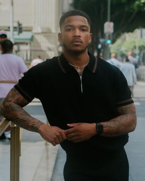 David Perkins Jr ✪ on Instagram: "Layin low in Los Angeles ♕ Men’s half-zip polo tee from @forever21men Photos by @realmalikbaker x @malikbakerproductions #ootd #forever21men #foreverLA #mensfashion" Polo Outfit Men, Zip Up Polo, Mens Dress Outfits, Polo Outfit, Forever 21 Men, Zip Polo, Personal Improvement, Mens Fashion Inspiration, Polo Tees