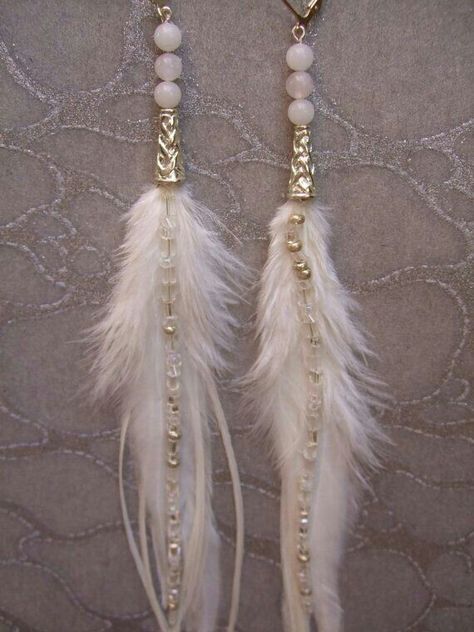 Feather Earrings Diy, Feather Diy, Earrings Ideas, Feather Crafts, Feather Jewelry, Earrings Inspiration, Homemade Jewelry, Feather Earrings, Diy Earrings