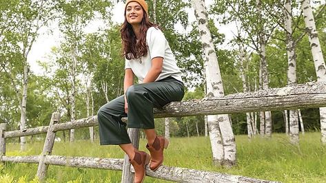 Oops of the Day: Did Someone Reveal the Secret Recipe for KFC?!! - The Daily What - Daily Dose of WHAT? Timberland Chelsea Boots Outfit, Timberland Chelsea, Timberland Chelsea Boots, Chelsea Boots Outfit, Timberlands Women, Hollywood Life, Mississippi River, Hugh Jackman, Womens Ankle Boots