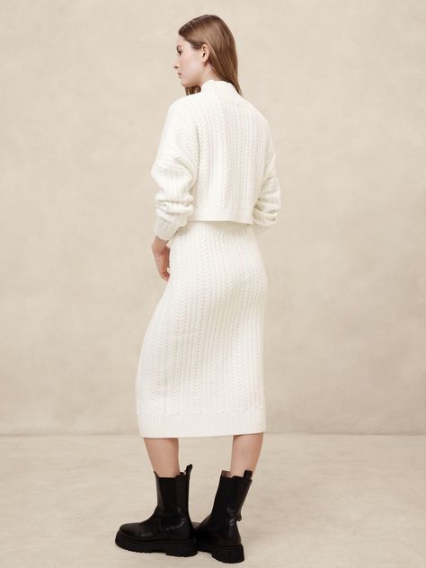 Midi Sweater Skirt, Color Palate, Cream Sweater, Fall Color, Fall 2024, Cropped Sweater, Sweater Skirt, Turtleneck Sweater, Cable Knit