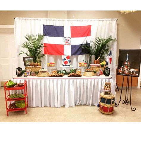 Dominican Themed Birthday Panamanian Party Decorations, Dominican Republic Theme Party Ideas, Dominican Republic Party Theme, Dominican Decor, Dominican Birthday Party Theme, Dominican Themed Party, Dominican Party, Dominican Independence Day, Caribbean Theme Party