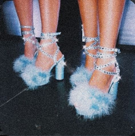 2000 Astethics, Barbie Blue Aesthetic, Early 2000s Vibes, 2000 Asethic, Early 2000s Party Aesthetic, Early 2000s Heels, 2000s Asethic, Blue Barbie Aesthetic, 90s Blue Aesthetic