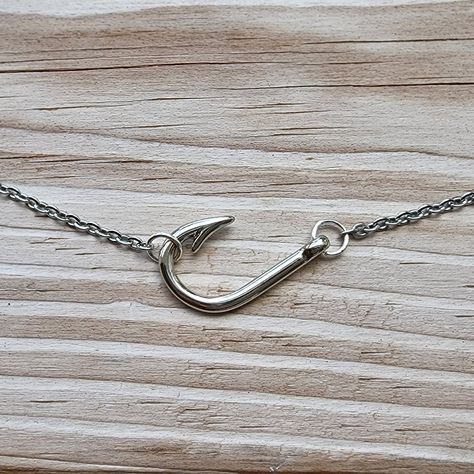 "Really nice looking fish hook necklace!  Hook is silver plated and measures 26x16mm.  16\" stainless steel chain and hook is attached sideways.  Also have this necklace available in other finishes, a longer style that is not sideways or a bead bracelet. *each additional item ships for only $1" Fishing Hook Necklace, Country Jewelry Rings, Fishing Necklace, Fish Hook Jewelry, Western Fashion Jewelry, Country Necklace, Rodeo Jewelry, Western Necklace, Western Fits