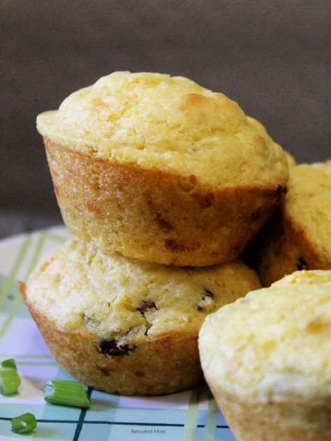 Creamed Corn Cornbread Muffins Creamed Corn Cornbread, Traditional Meatloaf Recipes, Cornbread Muffins Recipe, Cornbread With Corn, Traditional Meatloaf, Cream Corn, Roasted Fingerling Potatoes, Moist Muffins, Cream Style Corn