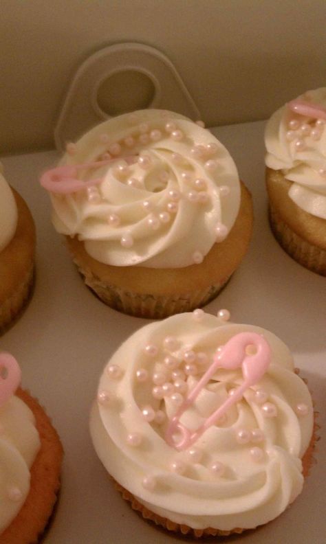 Baby Shower Kuchen, Cupcakes For Girls, Baby Shower Cupcakes For Boy, Baby Shower Cupcakes For Girls, Funfetti Cupcakes, Animal Baby Shower Theme, Cupcakes For Boys, Ideas Baby Shower, Shower Desserts