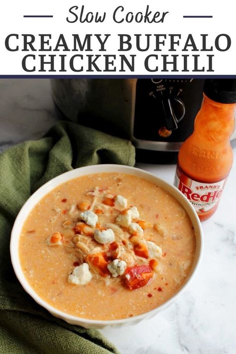 Crockpot Buffalo Chicken Chili, Buffalo Chicken Chili Recipe, Crock Pot Buffalo Chicken, Creamy Buffalo Chicken, Chicken Soup Crockpot, Buffalo Chicken Chili, Buffalo Chicken Soup, Swirl Bread, Ham And Bean Soup