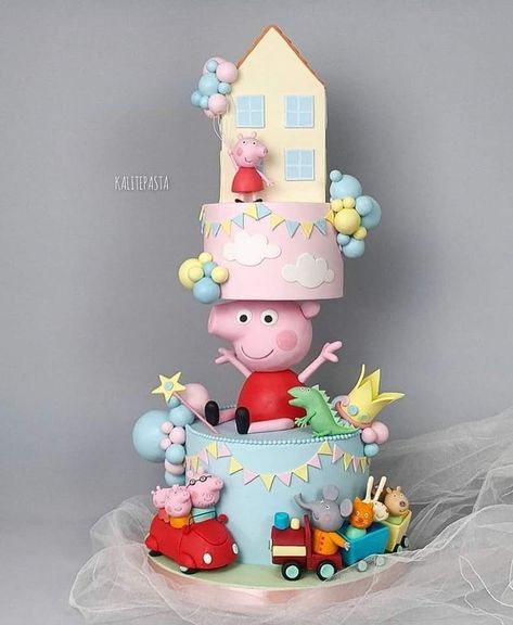 Gravity Cakes, Peppa Pig Birthday Cake, Pig Birthday Cakes, Gravity Defying Cake, Baby First Birthday Cake, Gravity Cake, Peppa Pig Cake, Peppa Pig Birthday Party, Baker Cake