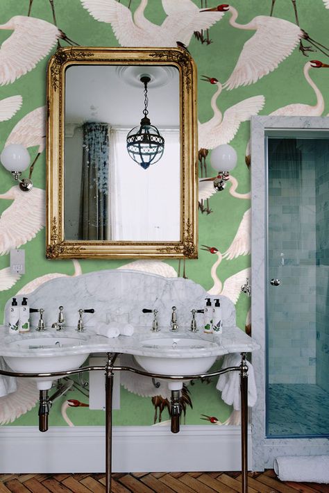 18 bathroom wallpaper ideas – the best designs to style a humid space small | Real Homes Gucci Heron, Estilo Kitsch, Chinoiserie Wall Art, Feature Wall Design, Wallpaper Bathroom, Flamingo Wallpaper, Chinoiserie Wall, Temporary Wallpaper, Chinoiserie Wallpaper