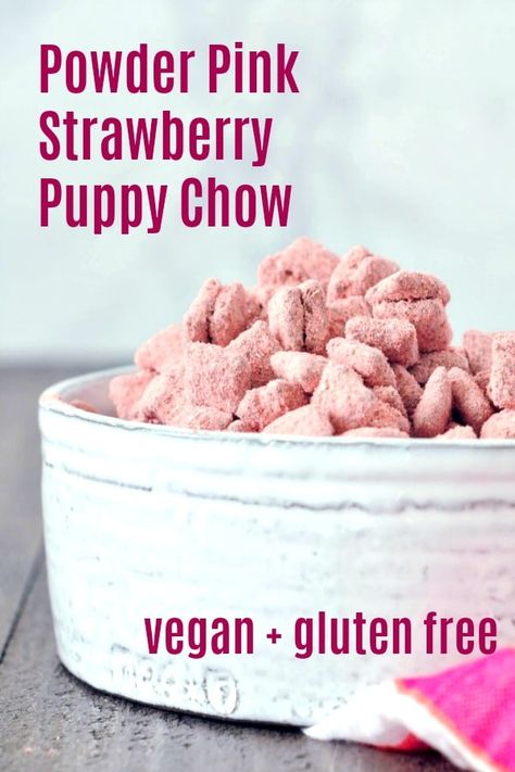 Gluten Free Valentines Treats, Pink Party Snacks, Pink Party Foods, Gluten Free Chex, Puppy Chow Recipe, Easter Snack, Gluten Free Valentines, Valentines Recipes, Chow Recipe