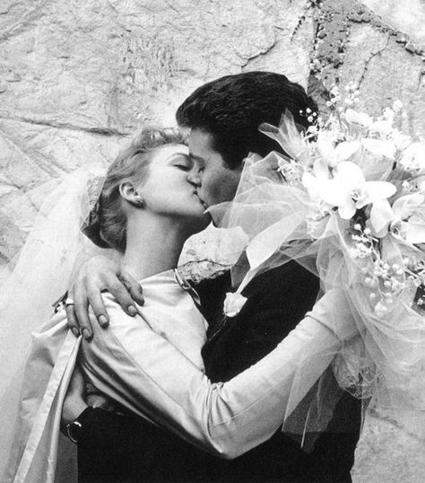 Actor/dancer Russ Tamblyn (Seven Brides For Seven Brothers and the gang leader 'Riff" of The Jets in West Side Story among other film & TV roles) at his wedding to actress Venetia Stevenson in 1956. She later married Don Everly (Everly Brothers) in 1962 the day the 2 brothers graduated from US Marine boot-camp at Camp Penelton. I 'kept tract' off all my fav guys and who they were dating and marrying back then! Russ Tamblyn, Key West Wedding, Country Chic Wedding, West Side Story, Famous Couples, Actrices Hollywood, Wedding Pics, Celebrity Couples, Couple Pictures