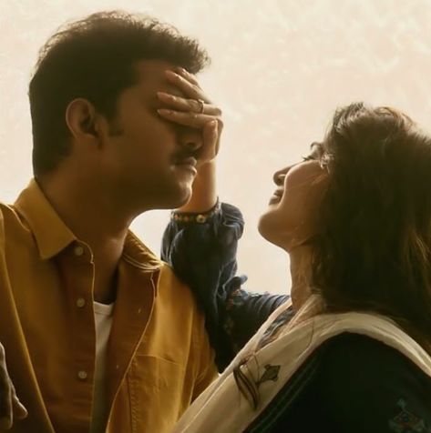 Mersal vijay Samantha Thalapathy Vijay With Heroines, Mersal Vijay Samantha Images, Vijay Samantha Photos, Vijay And Samantha, Mersal Vijay, Vijay Samantha, Brother Sister Pictures, Ilayathalapathy Vijay, Samantha Images