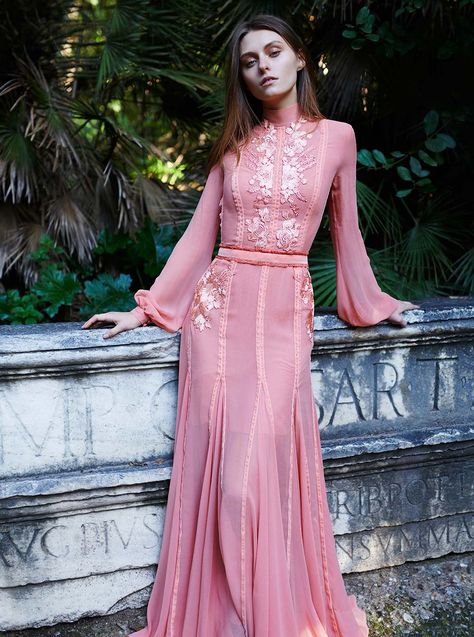 Long Vintage Dresses, Long Dress With Long Sleeves, Minoan Civilization, Princess Seam Dress, Long Sleeve Chiffon Dress, Chiffon Long Dress, Fashion Dresses Formal, Gowns Dresses Elegant, Chiffon Dress Long