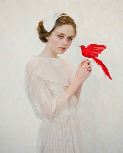 {Winter Whimsy}: A Palette of Red   White | The Perfect Palette Photographie Portrait Inspiration, Feather Wings, Red Bird, Foto Art, 영감을 주는 캐릭터, 인물 사진, Red Wedding, Little Bird, Red Poppies