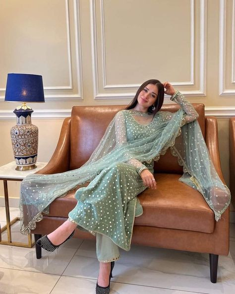 Asthetic Suit Designs, Aena Khan Outfit, Aena Khan, Suit Indian, Beautiful Casual Dresses, Desi Fashion Casual, Pakistani Fancy Dresses, Pakistani Dresses Casual, Beautiful Pakistani Dresses