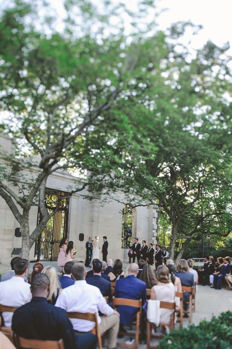 Rodin Museum Philadelphia, Rodin Museum Paris, College Sweethearts, Wedding Venues Pennsylvania, Rodin Museum, Museum Photography, Romantic Garden Wedding, Pennsylvania Wedding, Paris Wedding