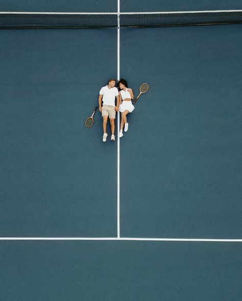 Serving you this beautiful gallery today! 🎾🤍 Tennis was my favorite sport when I was in school so this shoot was a dream of mine! 🥹 @brockandsofia and I have been planning this for a while now and I’m so happy we were able to finally bring it to life! 🎾 #tennis #tennisplayer #tenniscourt #dronephotography #dronephoto #tenniscouple #couplesphotography #creativephotography #gpresets #authenticlovemag #dirtybootsandmessyhair #unscriptedposingapp #tampacouple #modelcouple #tampamodel #tampabay... Tennis Fashion Photography, Tennis Court Wedding, Athletic Couples, Tennis Wedding, Tennis Court Photoshoot, Tennis Photoshoot, Fiesta Shower, Tennis Serve, Tennis Photos