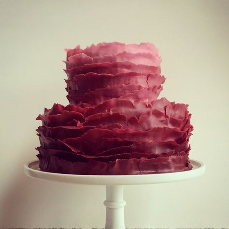 Burgundy tones in this Ombre ruffle fondant wedding cake (flavour: white chocolate raspberry)  www.crumbandberry.com Maroon Cake, Fondant Wedding Cakes, Wedding Cake Flavors, Birthday Inspo, Beautiful Birthday Cakes, White Chocolate Raspberry, Engagement Cakes, Chocolate Raspberry, Shower Cakes