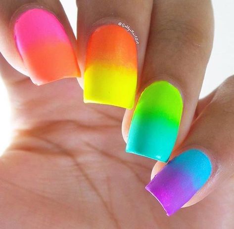 30+ Rainbow Nail Art Ideas | Cuded Rainbow Nails Design, Ombre Nail Art Designs, Rainbow Nail Art, Gel Nails At Home, Ombre Nail, Nail Art Ombre, Rainbow Nails, Neon Nails, Beach Nails