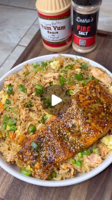 Desha Jordan on Instagram: "Salmon Fried Rice!! Grab Some of my New Seasonings today! http://Bespokeee.com #foodie #salmon #seafood #rice #lunch #dinnerideas #instagood #tasty #toptags #reelsinstagram #foodies #easyrecipe #recipes #mealsbydesha #goodeats #foodlovers" Fried Rice And Salmon, Salmon And Rice Recipes, Salmon Fried, Salmon Fried Rice, Rice Lunch, Fish Salmon, Seafood Rice, Salmon And Rice, Ww Recipes