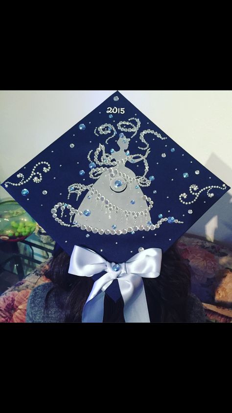 My friend's grad cap when she graduated UC Davis! #graduation #cinderella #cap #disney Cinderella Cap Graduation, Disney Princess Grad Cap, Grad Cap Ideas Disney, Grad Bouquet, Nurse Graduation Cap Designs, Disney Graduation Cap, Caps Ideas, Disney Graduation, Graduation Cap Decoration Diy