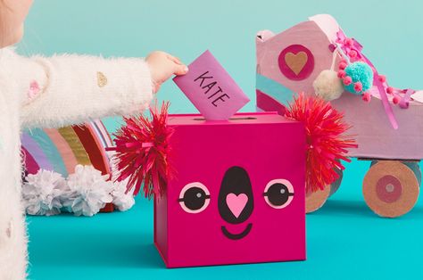 DIY Koala Valentine Box: Make yours with our free template | Hallmark Ideas & Inspiration Koala Valentine, Diy Koala, Girls Valentines Boxes, Diy Valentines Box, Kids Valentine Boxes, Valentine Card Box, Valentine Day Boxes, Preschool Valentines, Card Boxes