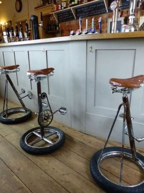 HomelySmart | 30 Creative Ways To Upcycle Old Bicycle Parts Bar Stools Upcycle, Upcycled Bike, Tire Craft, Kursi Bar, Upcycled Home Decor, Pallet Ideas, Vintage Bicycles, Recycled Furniture, Upcycled Furniture