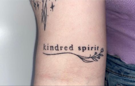 Script tattoo Spirit Blossom Kindred Fanart, Kindred Spirits Tattoo, Kindred Necklace, Kindred Spirits Quote Friendship, Spirit Blossom Kindred, Script Tattoo, Spirit Tattoo, Kindred Spirit, Tattoo Script