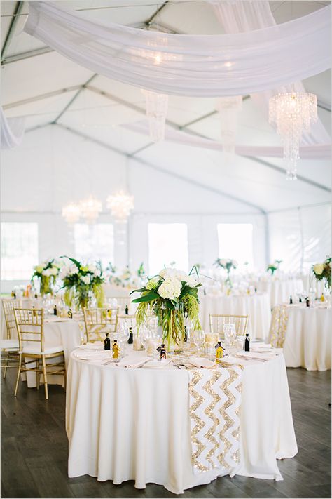 Wedding Gold And White, Gold And White Wedding, Round Wedding Tables, Chevron Table Runners, Gold Wedding Reception, Gatsby Wedding Theme, Glitter Chevron, Chevron Table, Wedding Tent