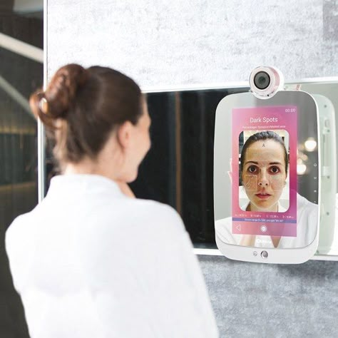 Interactive Mirror, Interactive Kiosk, Pink Event, Retail Store Interior Design, Travel Retail, Retail Space Design, Booth Exhibition, Beauty Products Gifts, Smart Mirror