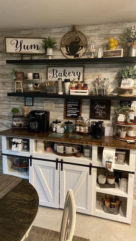 Farmhouse Coffee Corner, Western Coffee Bar Ideas, Bar And Coffee Station Ideas, Western Coffee Bar, Breakfast Coffee Bar, Farmhouse Coffee Bar Ideas, Snack Area, Farmhouse Dinnerware Sets, Farmhouse Dinnerware