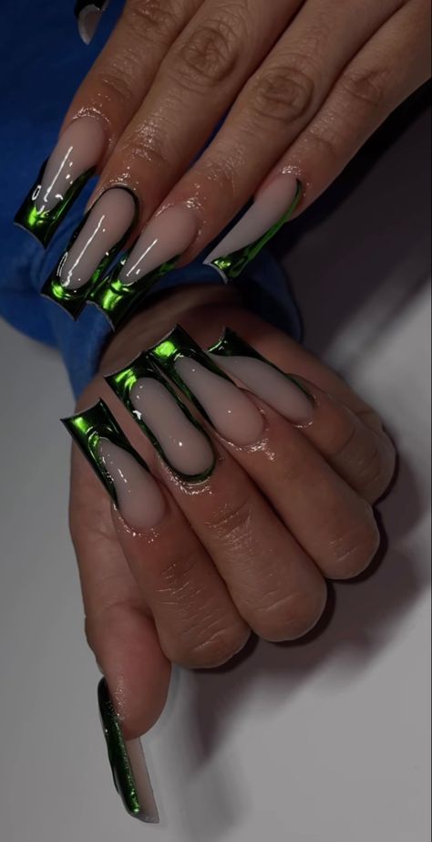 Green Nail Inspo Acrylic, Prom Nails Green, Euphoria Nails, Birthday Nail Designs, Emerald Nails, Green Acrylic Nails, Nails Green, Acrylic Nails Coffin Pink, Unique Acrylic Nails