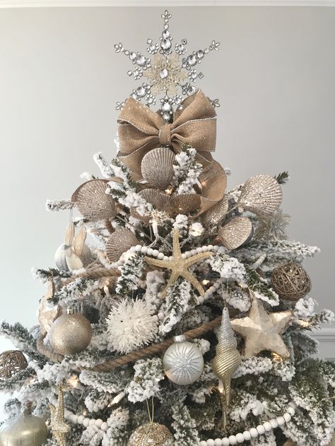 Coastal Glam Christmas Tree ❄️🐚 Coastal Christmas Ornaments, Beachy Christmas Decor, Beachy Christmas Tree, Christmas Party Games For Adults, Beach Christmas Trees, Seashell Christmas Ornaments, Seashell Christmas, Beach Christmas Decorations, Beach Christmas Ornaments