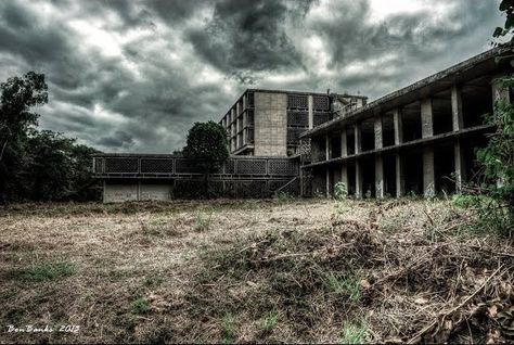 This government facility opened in 1990 and closed suddenly in 2014. Government Facility Aesthetic, Background Architecture, Secret Government, Old Abandoned Buildings, New Hospital, Old Mansions, Architecture Ideas, Abandoned Mansions, Haunted Places