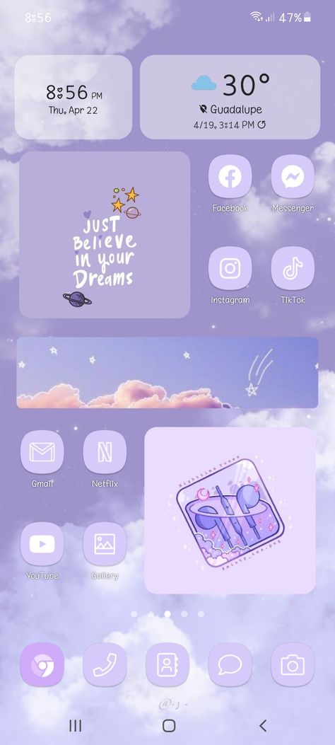 make your android homescreen aesthetic 2021 🔮 pastel purple theme 💜 full video tutorial in my YT channel // link in bio Pastel Purple Theme, Bilik Perempuan, Light Purple Wallpaper, Purple Aesthetic Background, Zestaw Ikon, Wallpaper Iphone Lucu, Anak Haiwan, Purple Theme, Iphone Wallpaper Classy