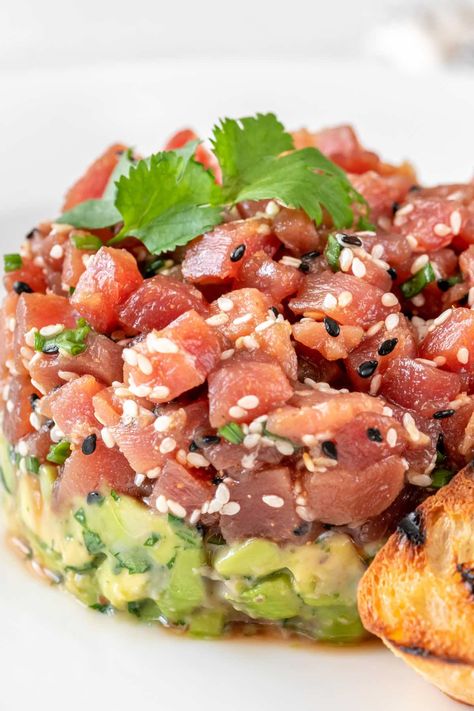 Raw Tuna Recipe, Tartar Recipe, Tuna Tartare Recipe, Tuna Appetizer, Spectacled Owl, Tartare Recipe, Tuna Ceviche, Tuna Tartar, Salmon Tartare