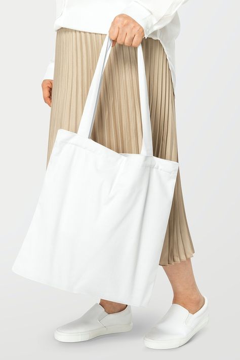 Tote Bag Mockup, Organic Bag, Simple Tote, White Tote Bag, Bag Mockup, Best Mens Fashion, Eco Friendly Clothing, White Tote, Clothing Mockup