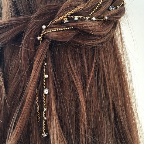 Braid Game, Lelet Ny, Wearing Jewelry, Hair Chains, Hair Jewels, Glam Hair, Peinados Fáciles Para Cabello Corto, Festival Hair, Hair Rings