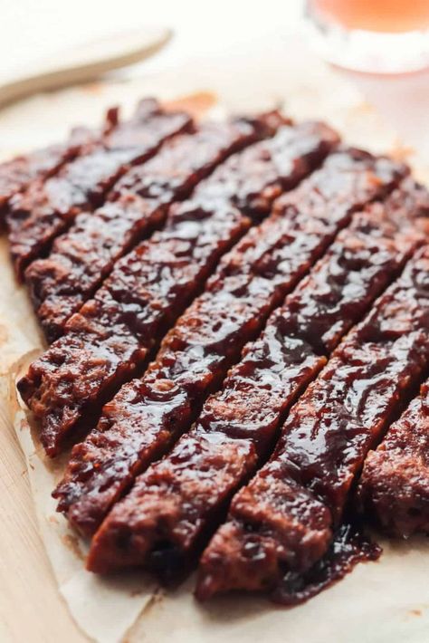 Vegan Barbeque Sauce, Vegan Bbq Ribs, Vegan Barbeque, Bbq Seitan, Barbecue Ribs Recipe, Vegan Ribs, Vegan Bbq Recipes, Vegan Barbecue, Vegan Summer Recipes