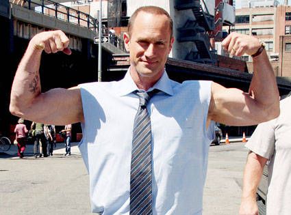 Christopher Meloni from Bulging Biceps  Even at 49-years-old, the Law & Order: SVU actor has jaw-dropping biceps. Must give costar Mariska Hargitay a good reason to go to work everyday. Eliot Stabler, Christopher Meloni, Law And Order: Special Victims Unit, Chris Meloni, Special Victims Unit, Attract Men, Law And Order Svu, Law And Order, Flexing