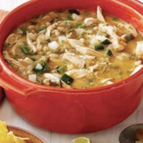 Original recipe with a few modifications - Claudia Sanders White Chili Chili White Chicken, Chicken Chili White, White Chicken Chili Recipe Crockpot, Chili White, Italian Baked Chicken, White Chicken Chili Slow Cooker, White Chicken Chili Recipe, Crockpot White Chicken Chili, Chicken Snacks