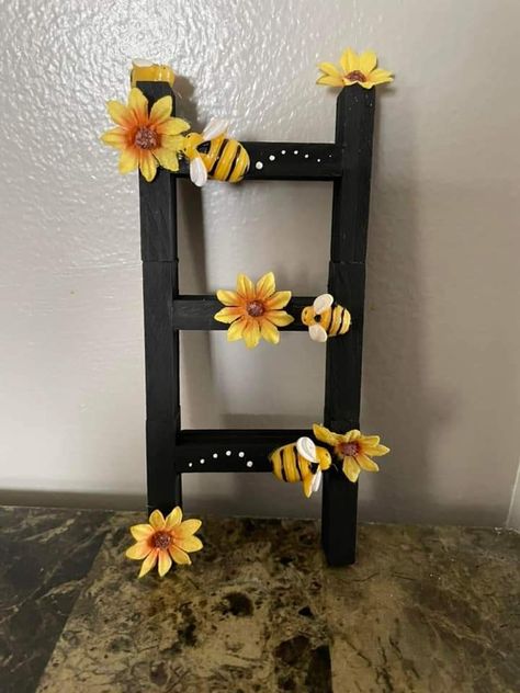 Jenga blocks Spring Jenga Block Crafts, Crafts With Jenna Blocks, Painting Jenga Blocks, Jenga Block Birdhouse, Diy With Jenga Pieces, Minecraft Bee Wooden Blocks, Bumblebee Crafts, Mini Jenga Block Crafts, Hive Decor