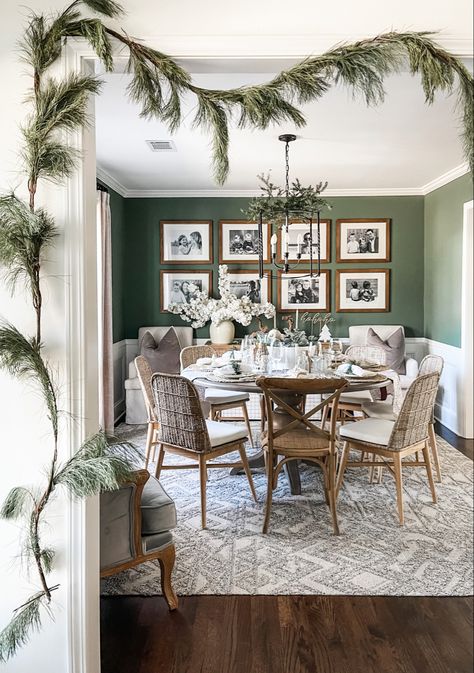 Green Dining Room Paint, Green Dining Room Walls, Green Family Rooms, Paint Benjamin Moore, Holiday Dining Room, Neutral Dining Room, Dining Room Paint Colors, Oak Dining Room, Green Dining Room