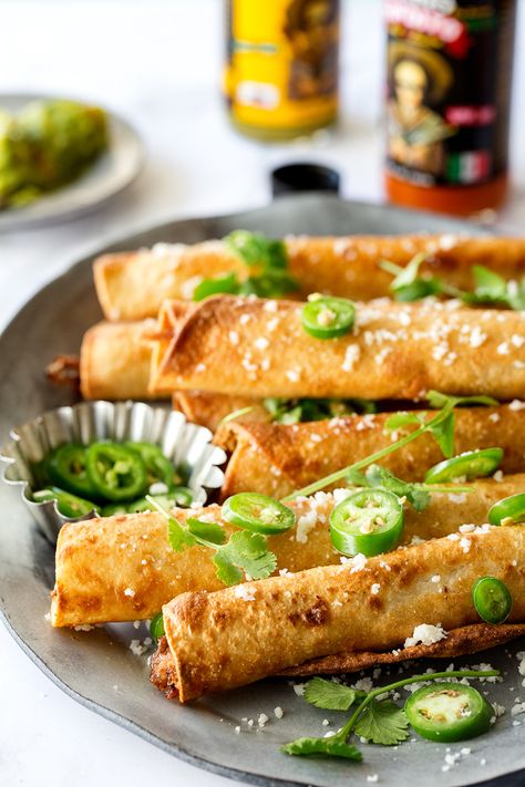 Pulled Pork Taquitos, Pork Taquitos Recipe, Pork Taquitos, Healthy Pulled Pork, Leftover Pork Roast, Pulled Pork Leftover Recipes, Taquitos Recipe, Authentic Mexican Recipes, Pulled Pork Leftovers