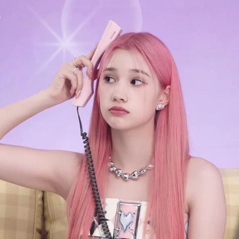 #hiyyih #bahiyyih Kpop Animated, Hair Icon, Fan Meeting, Hair Reference, Purple Aesthetic, Ulzzang Girl, Pink Aesthetic, Cute Pink, Pink Hair